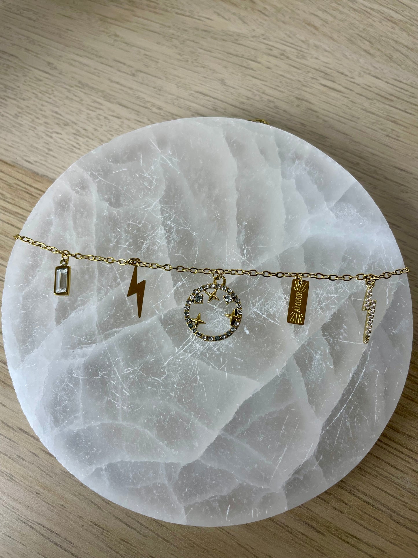 Collier Aaron