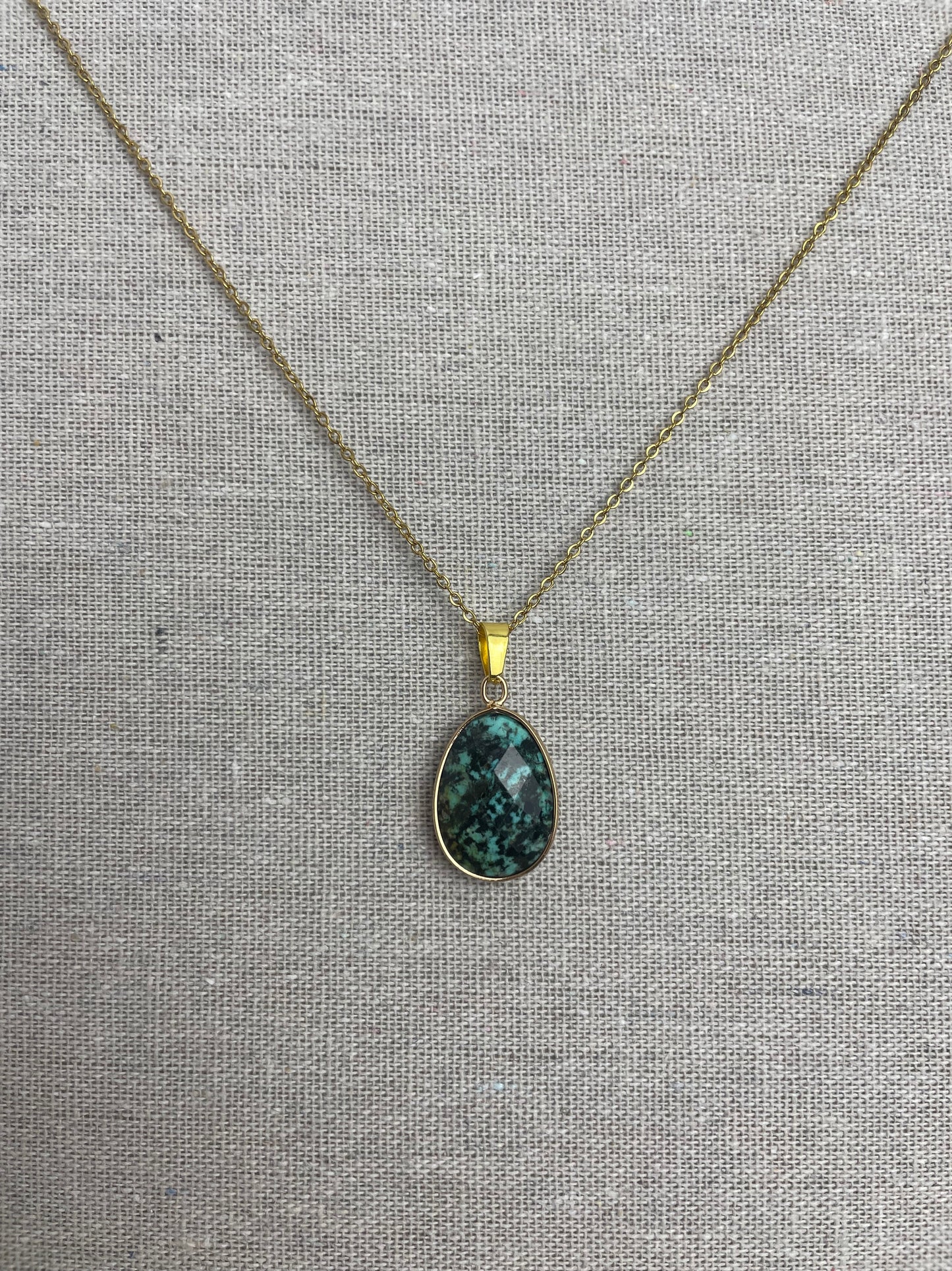 Collier pendentif Turquoise d'Afrique