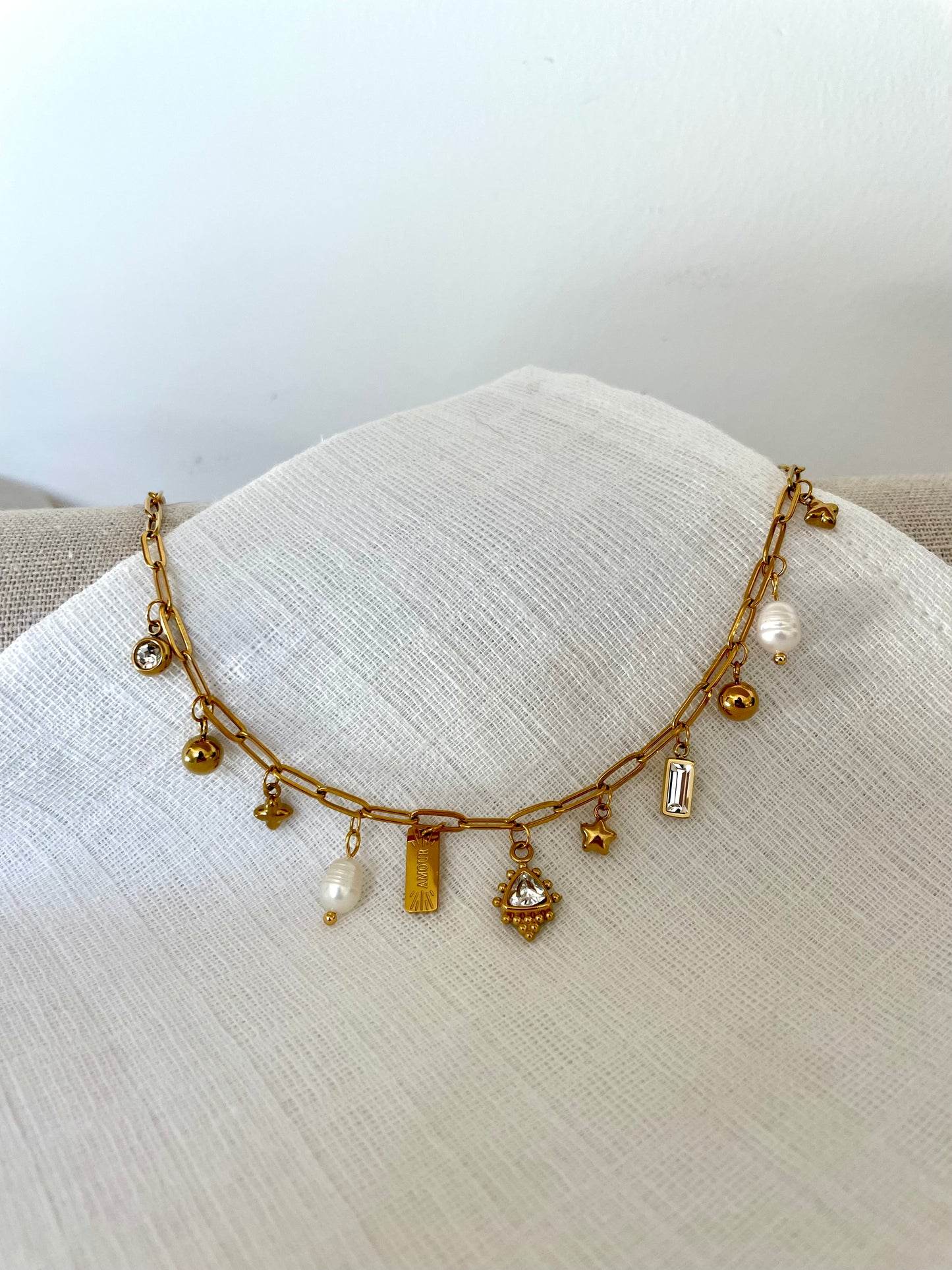Collier Gustave