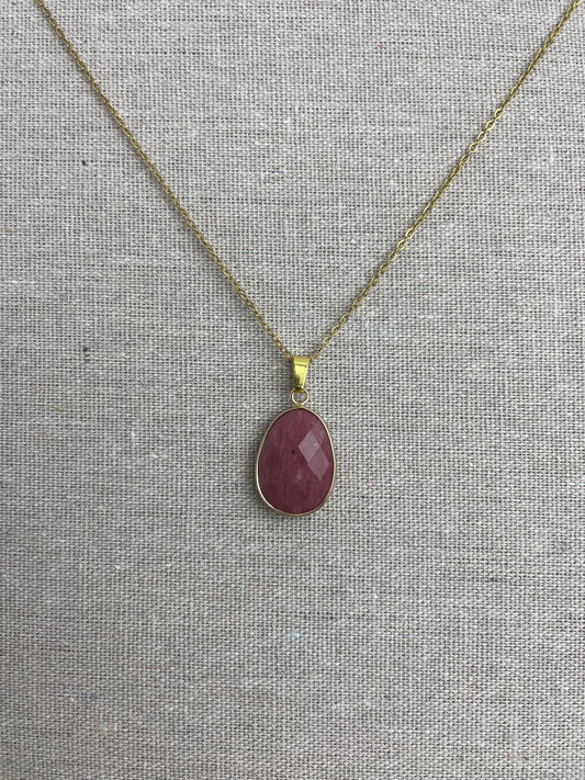 Collier pendentif Rhodonite